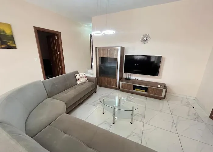 3 Bedroom 950m First Floor Appartement Mellieħa