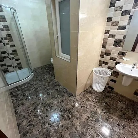 3 Bedroom 950m First Floor * Меллиеха
